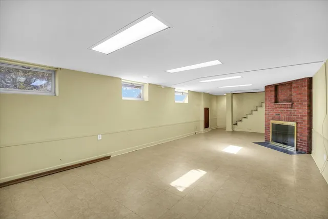 an empty room with a hallway