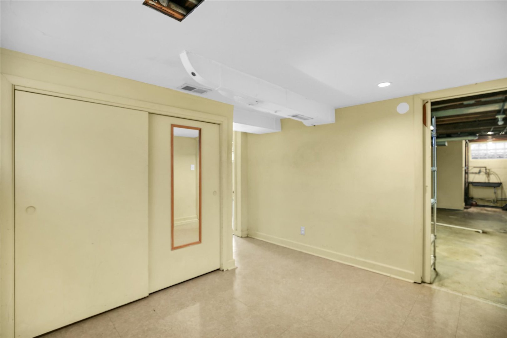 910 West Springfield Avenue Champaign, IL 61821 - Photo 36 of 45 a view of a hallway with wooden floor