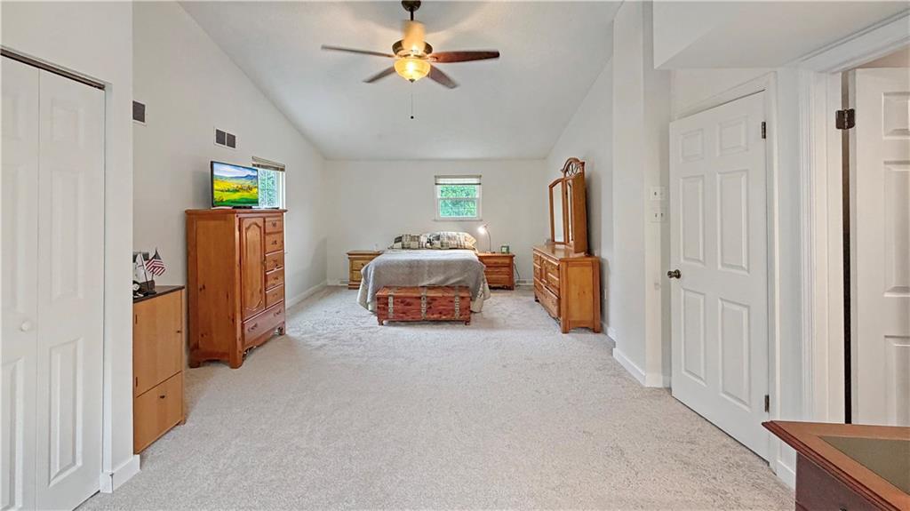 103 Lakeview Drive McKees Rocks, PA 15136 - Photo 16 of 44 Gallery Image 16