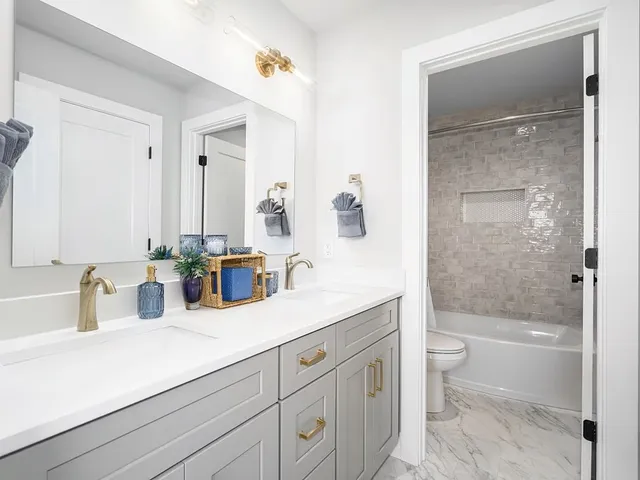 $3,500 | 2307 B Burns Street, Nashville, TN 37216