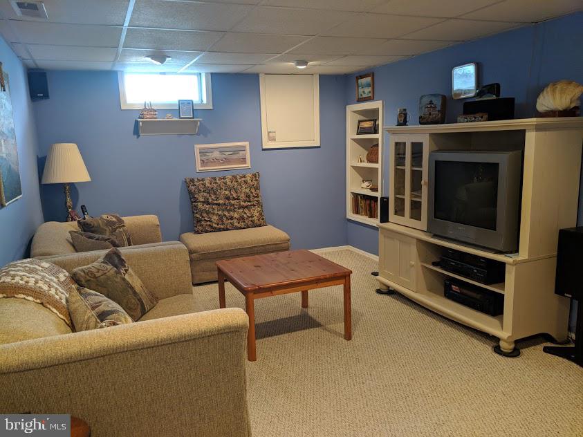 43 Gerard Road Trenton, NJ 08620 - Photo 2 of 29