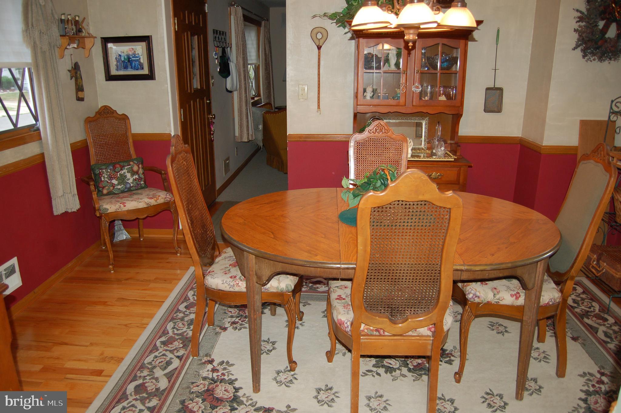 43 Gerard Road Trenton, NJ 08620 - Photo 4 of 29