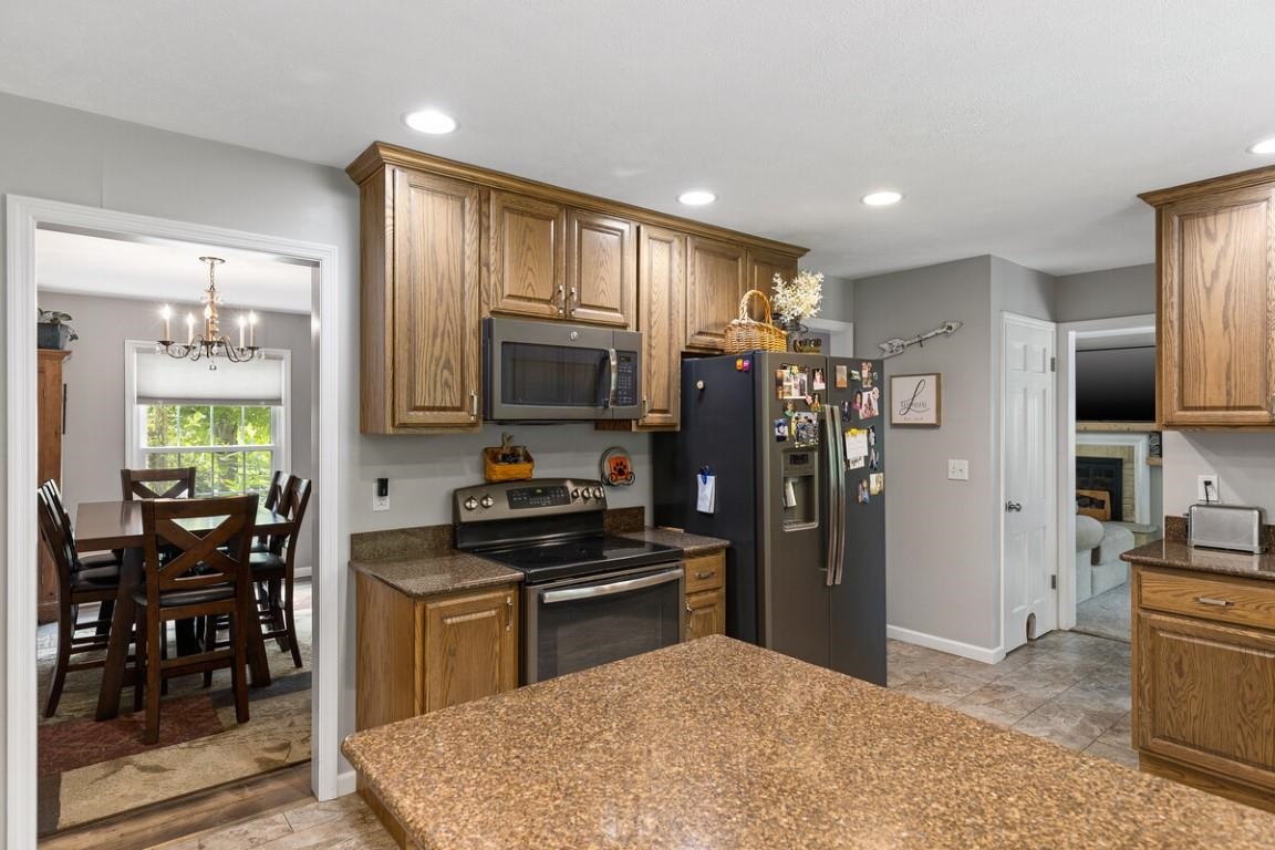 903 Kingsbury Road Washington, IL 61571 - Photo 16 of 50 Gallery Image 16
