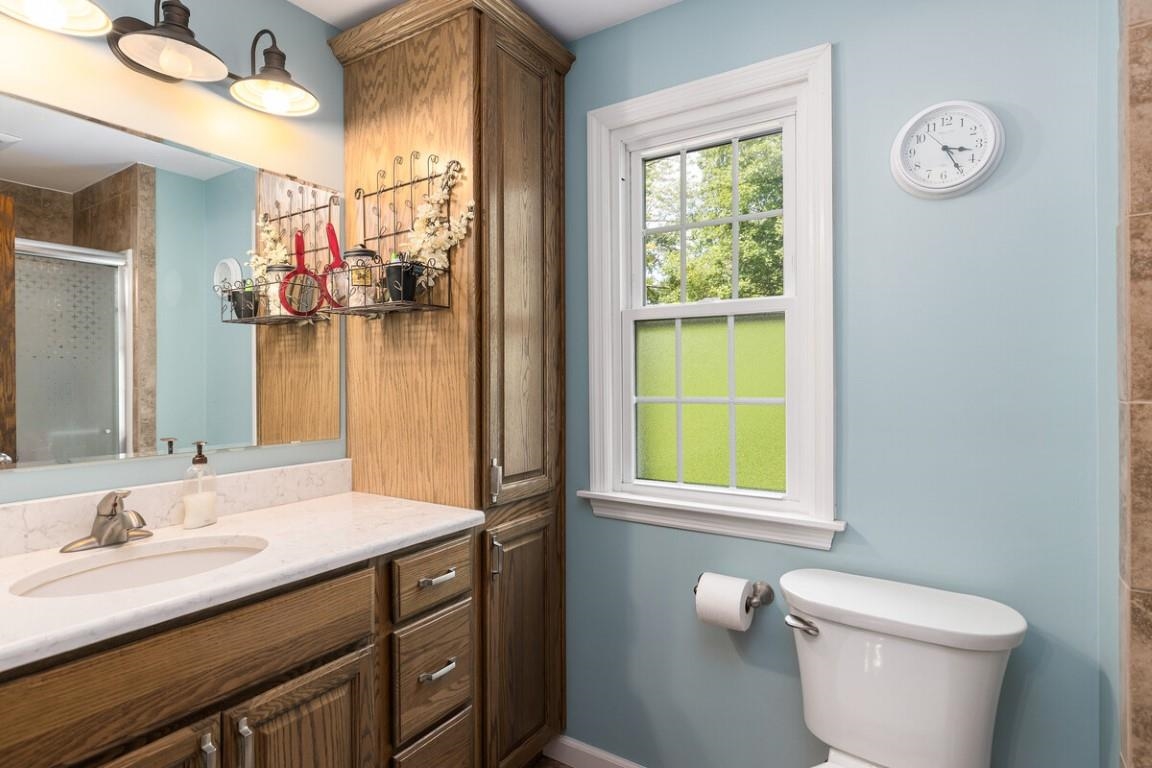 903 Kingsbury Road Washington, IL 61571 - Photo 26 of 50 Gallery Image 26