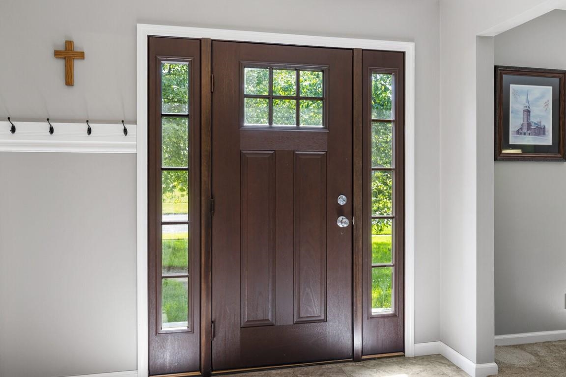 903 Kingsbury Road Washington, IL 61571 - Photo 6 of 50 Gallery Image 6