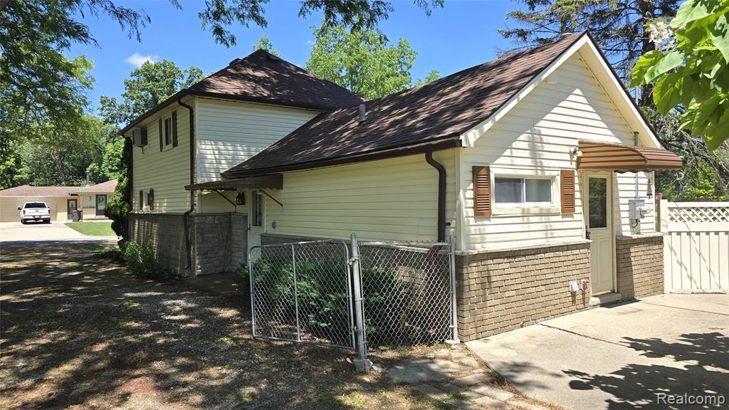 7993 Church Road Grosse Ile, MI 48138 - Photo 3 of 37