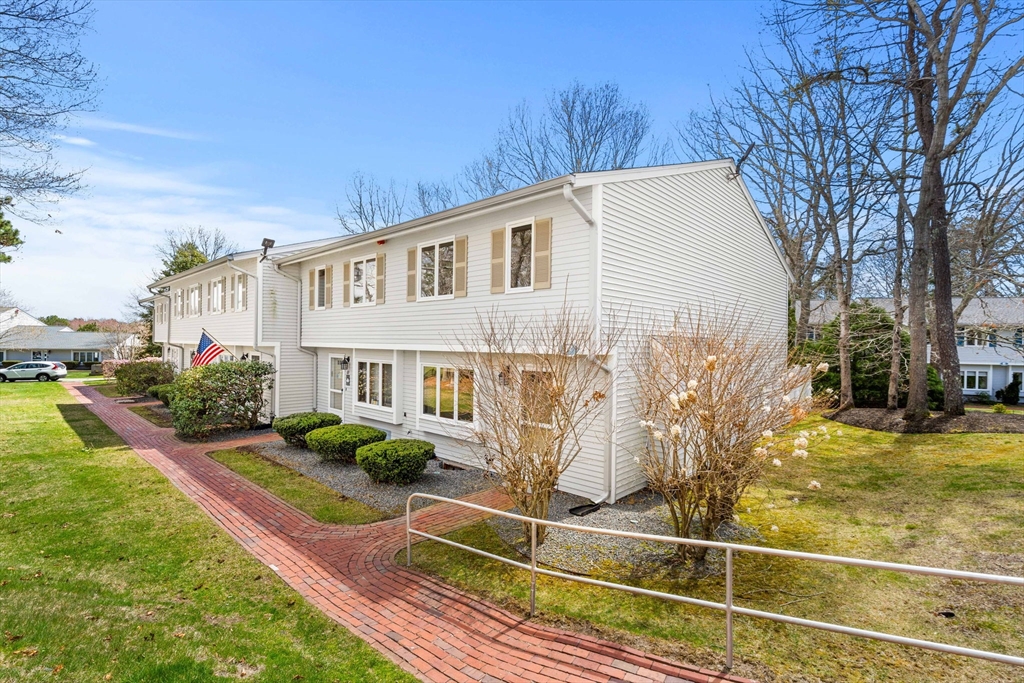 174 Lowell Road, Unit 71 Mashpee, MA 02649 - Photo 1 of 25 Gallery Image 1