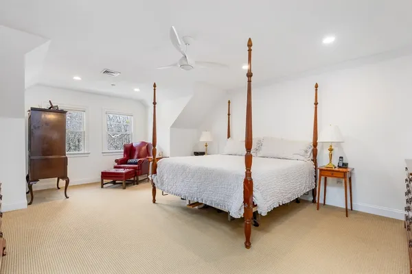 $6,000 | 239 Washington Street, Unit 12, Norwell, MA 02061