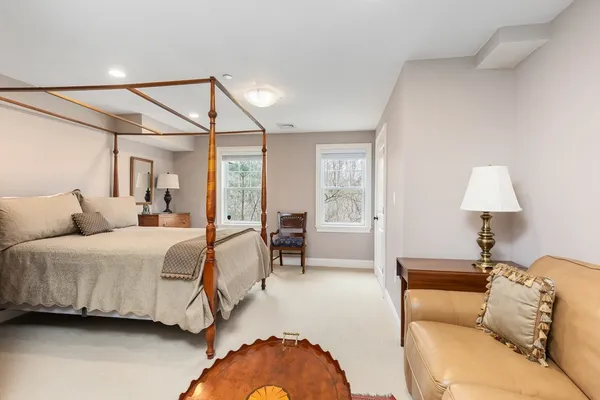 $6,000 | 239 Washington Street, Unit 12, Norwell, MA 02061