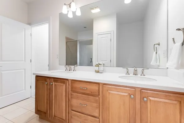 $6,000 | 239 Washington Street, Unit 12, Norwell, MA 02061