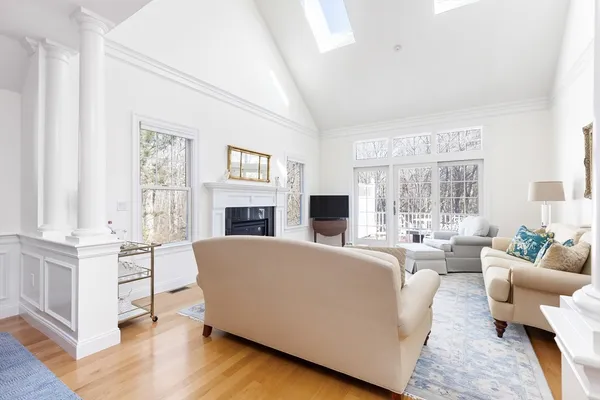 $6,000 | 239 Washington Street, Unit 12, Norwell, MA 02061