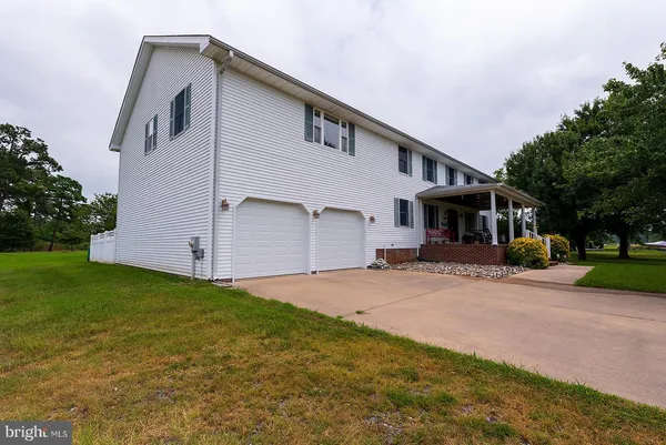 $899,900 | 2613 Hoopers Island Road, Fishing Creek, MD 21634