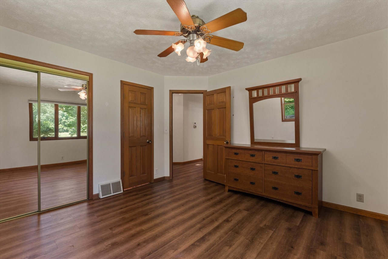 2921 Beebe Road Niles, MI 49120 - Photo 16 of 29