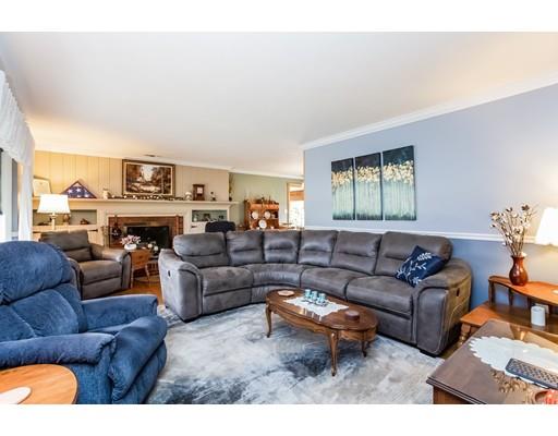 35 Sabin Street Springfield, MA 01151 - Photo 4 of 22 Gallery Image 4