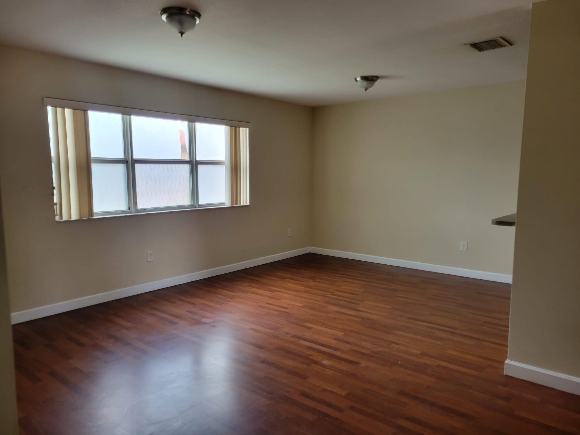 1570 Northeast 33rd Road, Unit 201 Homestead, FL 33033 - Photo 18 of 32 Photo 19