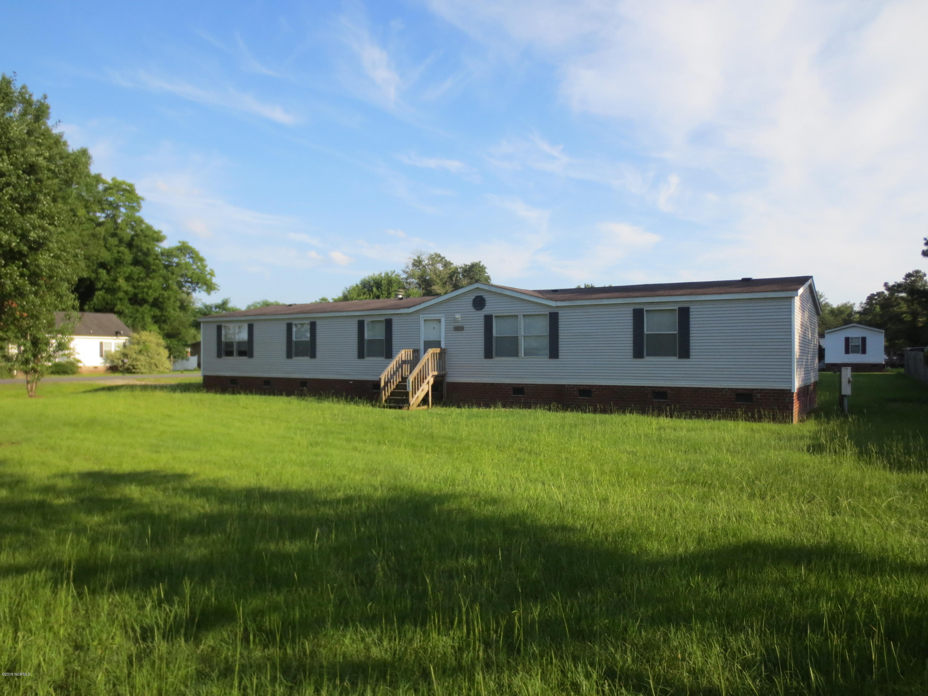 5982 Clarks Neck Road Washington, NC 27889 - Photo 1 of 7 Main View