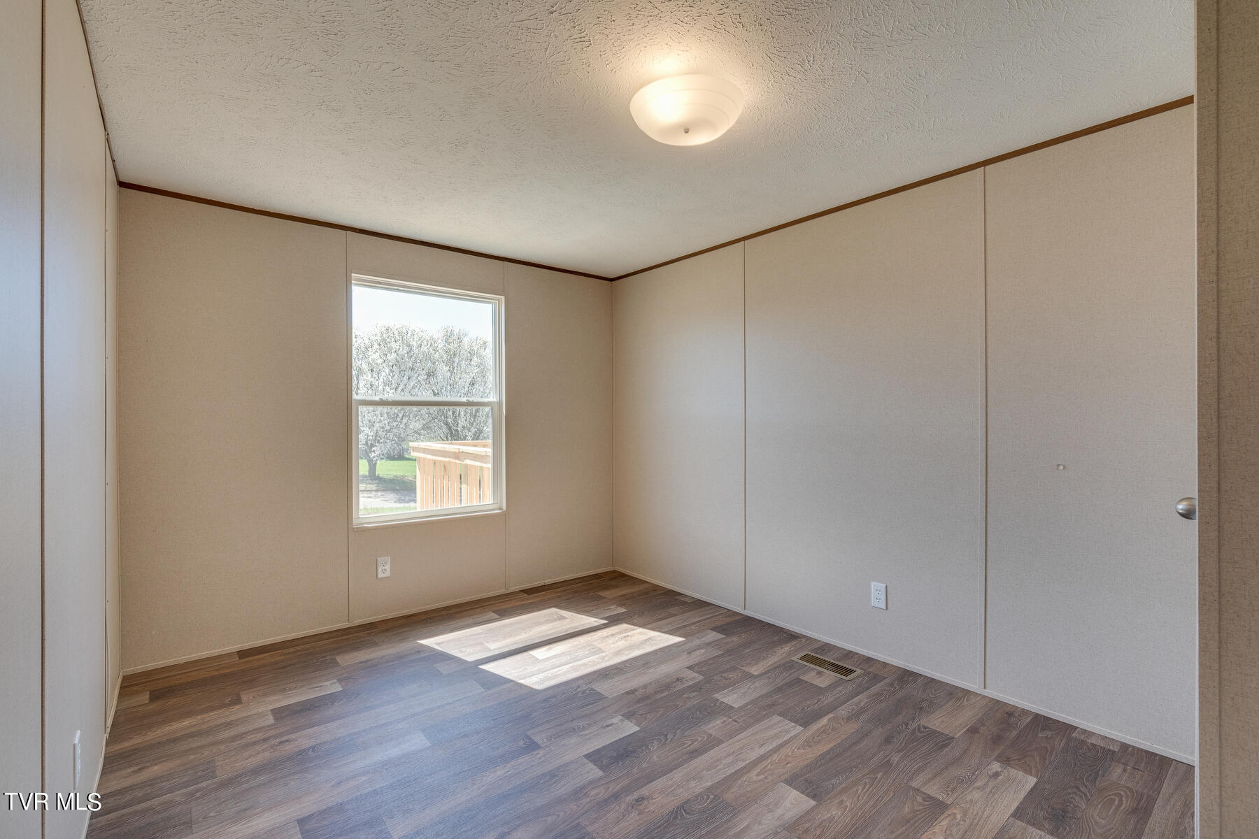 545 Ebenezer Loop Chuckey, TN 37641 - Photo 26 of 35 026