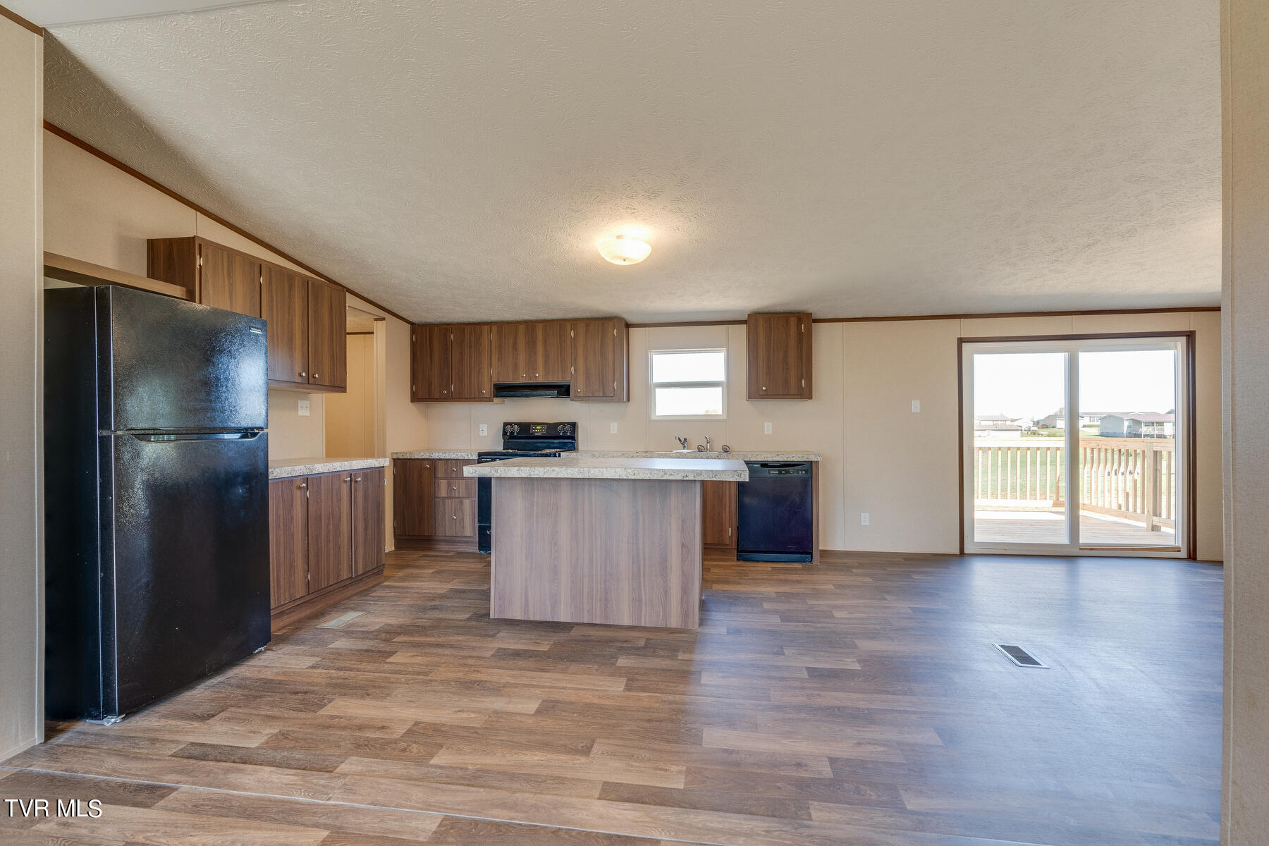 545 Ebenezer Loop Chuckey, TN 37641 - Photo 8 of 35 008