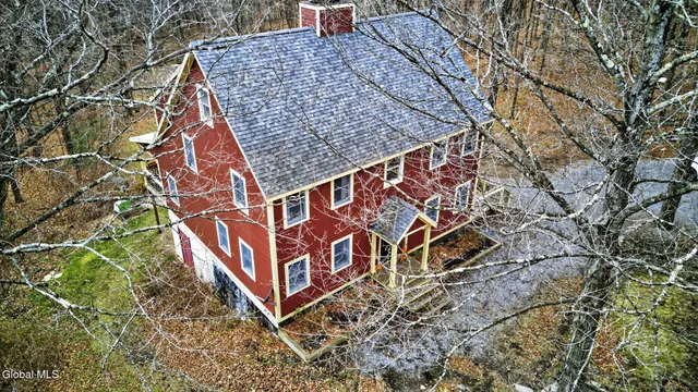 $395,000 | 427 Gilchrist Hill Road, Hartford, NY 12838