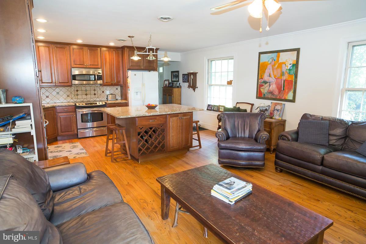 35469 Millville Road Middleburg, VA 20117 - Photo 13 of 30 Family Room