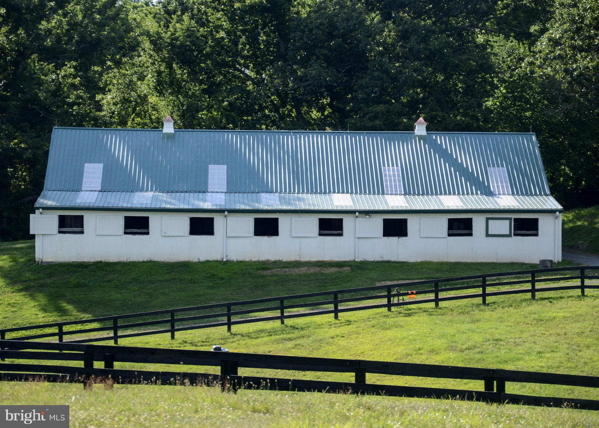 35469 Millville Road Middleburg, VA 20117 - Photo 3 of 30 Exterior (General)