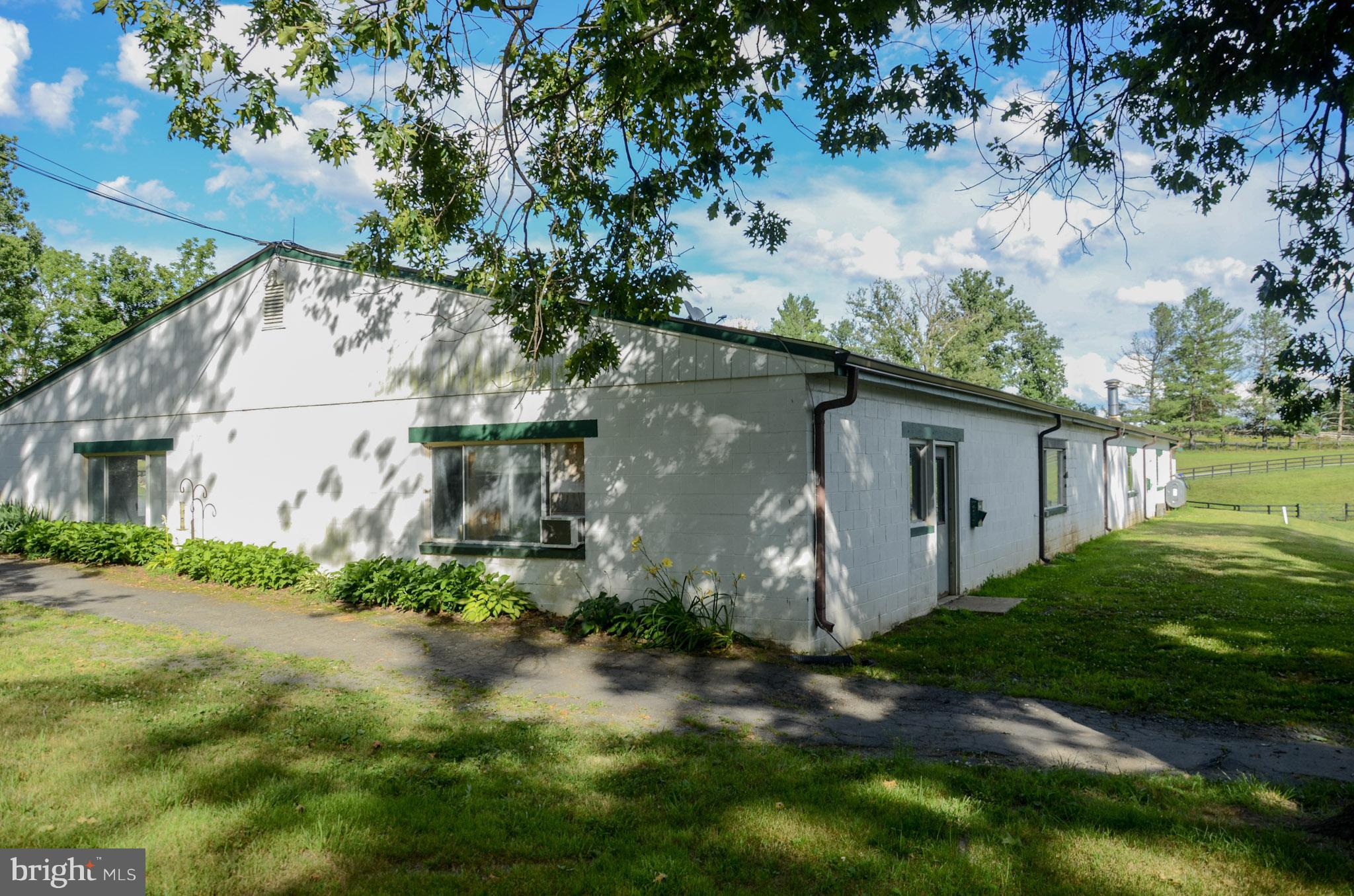 35469 Millville Road Middleburg, VA 20117 - Photo 23 of 30 Exterior (Rear)