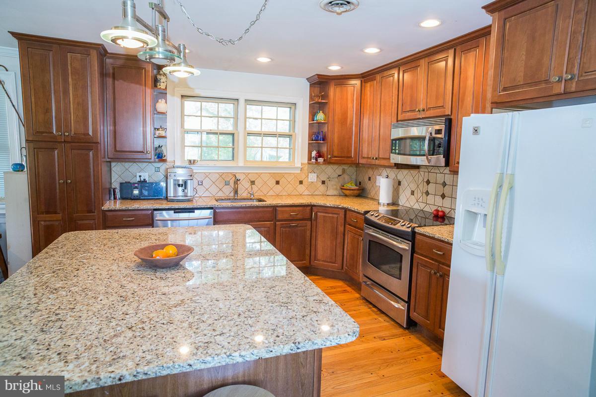 35469 Millville Road Middleburg, VA 20117 - Photo 7 of 30 Kitchen