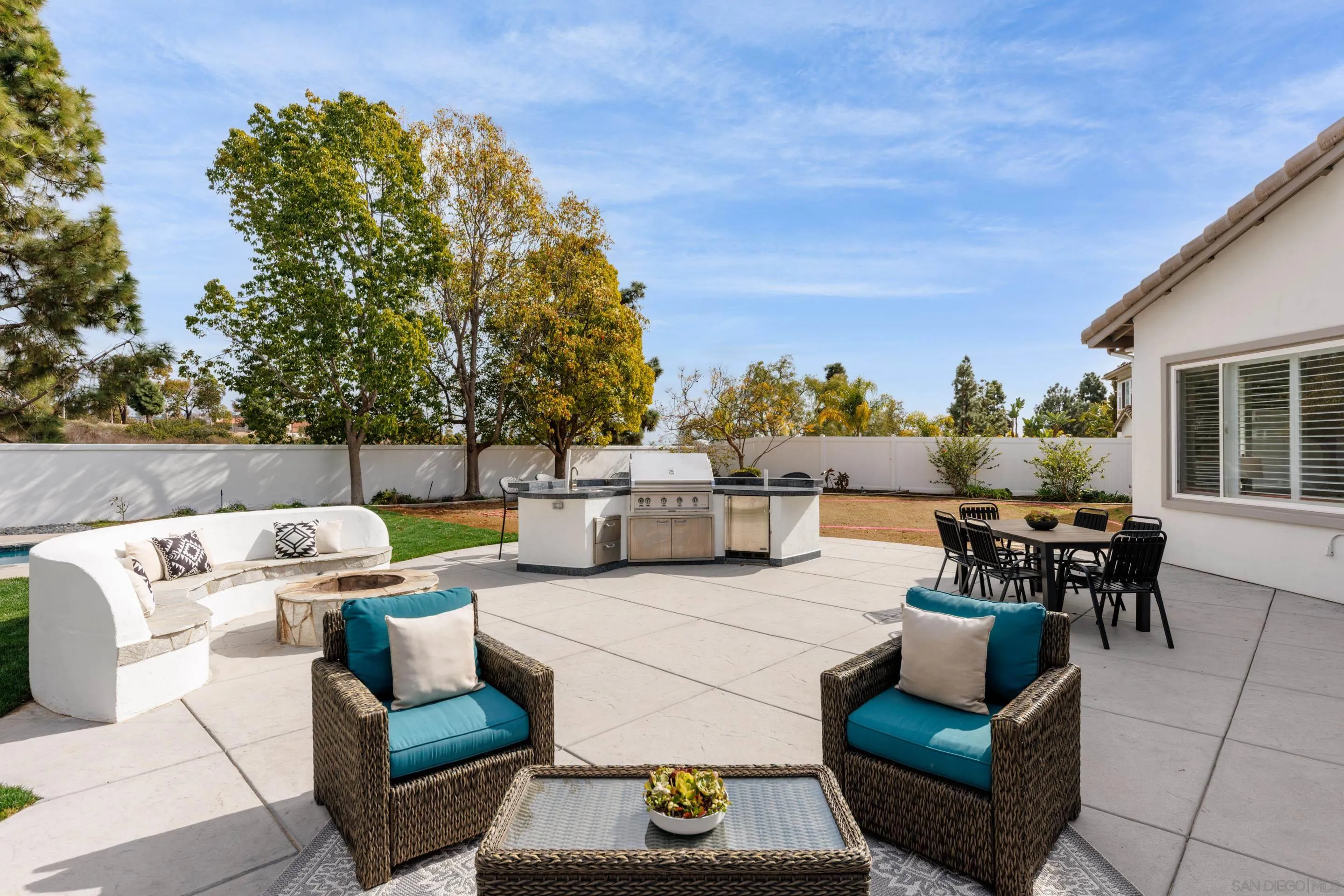 6814 Moorhen Place Carlsbad, CA 92011 - Photo 23 of 37 a view of a terrace with couches and a table