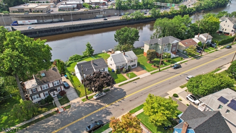 378 Riverside Avenue Rutherford, NJ 07070 - Photo 39 of 43 Gallery Image 39
