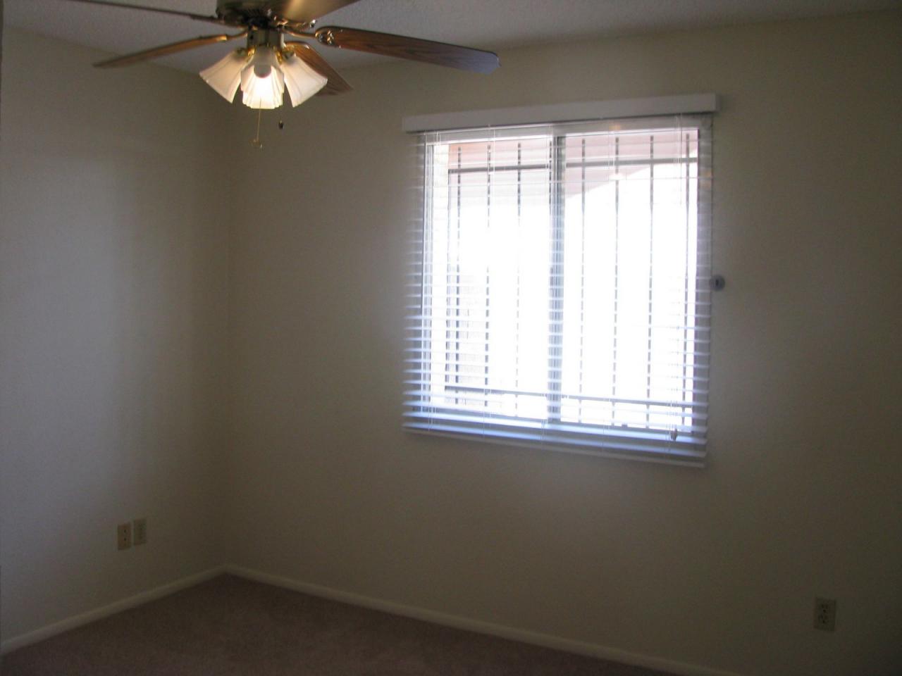 3741 East Bloomfield Road Phoenix, AZ 85032 - Photo 6 of 12 7