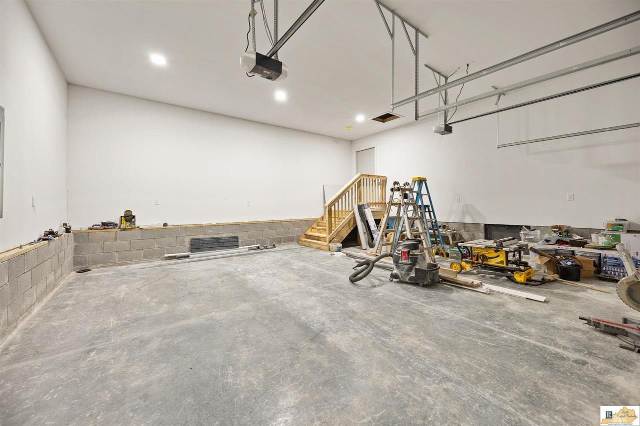 2780 Berry Store Road Smiths Grove, KY 42171 - Photo 29 of 61 Gallery Image 29