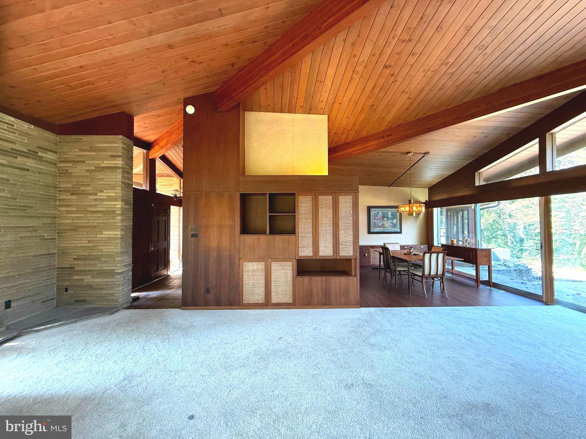 108 South Spring Valley Road Wilmington, DE 19807 - Photo 12 of 84 Built in cabinets at Living room & brick accents