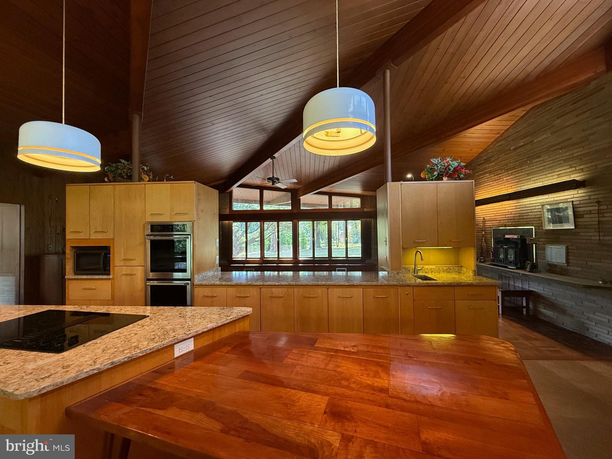 108 South Spring Valley Road Wilmington, DE 19807 - Photo 39 of 84 a view of a livingroom with furniture and a kitchen