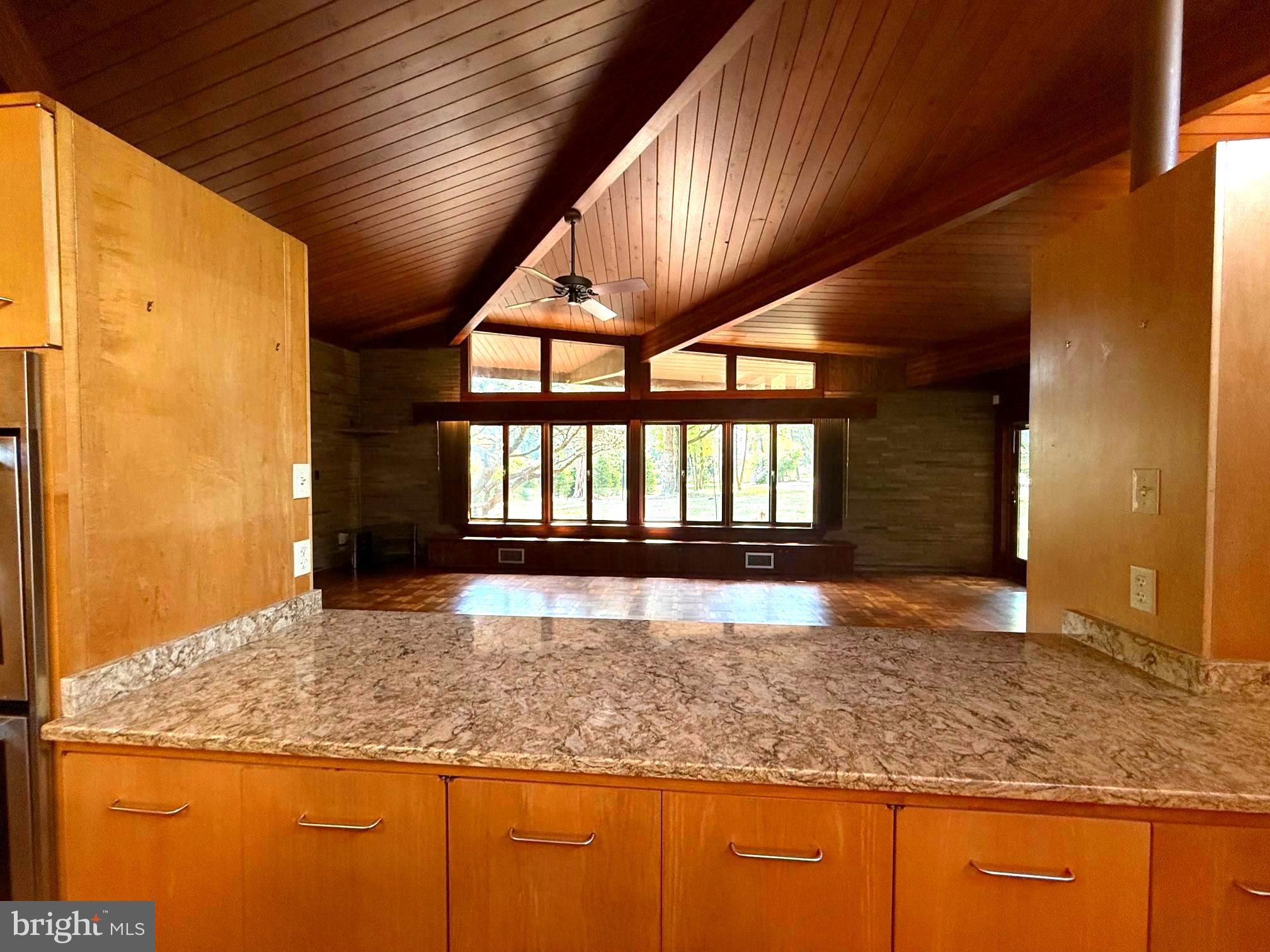 108 South Spring Valley Road Wilmington, DE 19807 - Photo 43 of 84 a view of an entryway