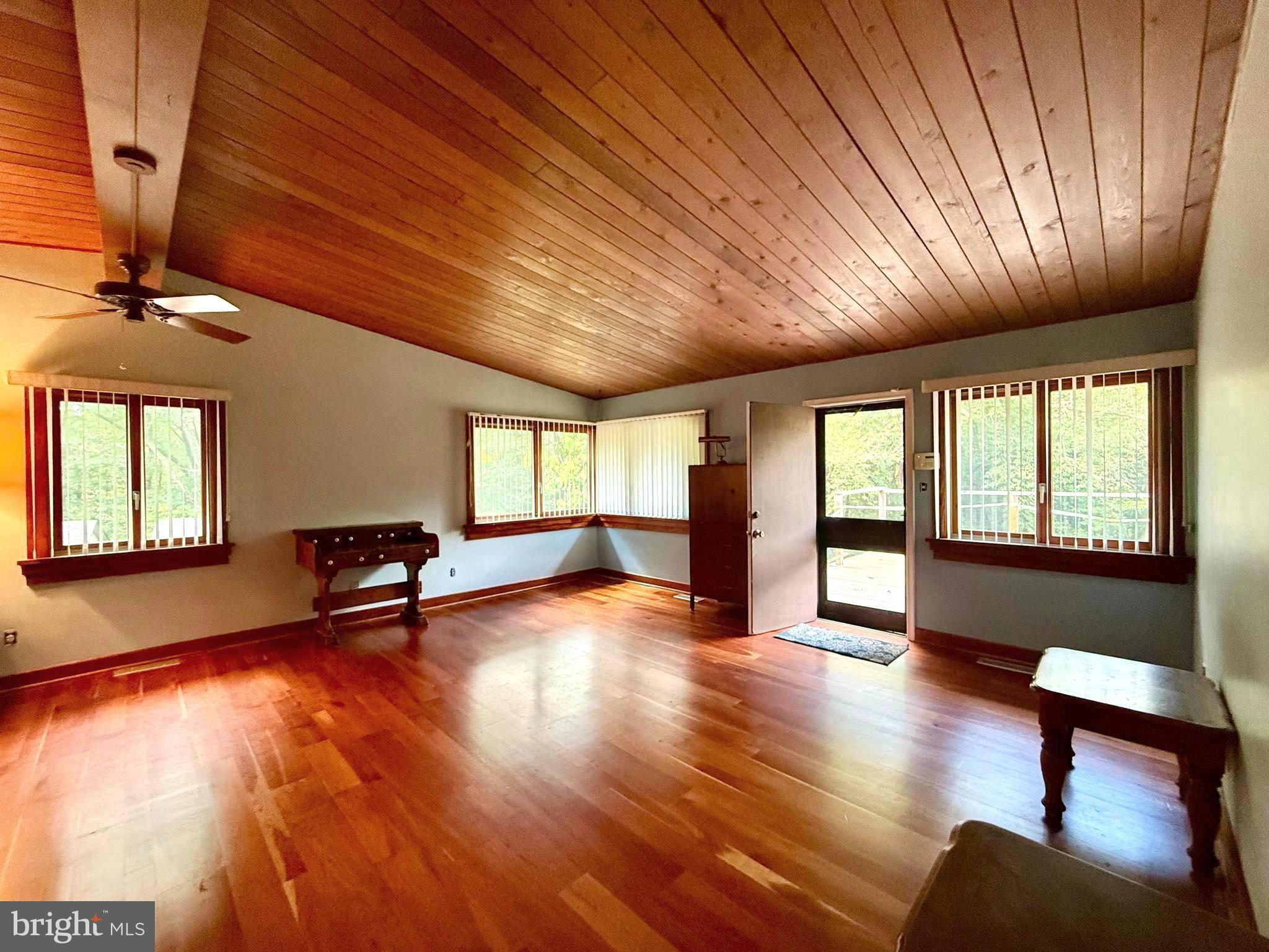 108 South Spring Valley Road Wilmington, DE 19807 - Photo 46 of 84 a view of an empty room with a window