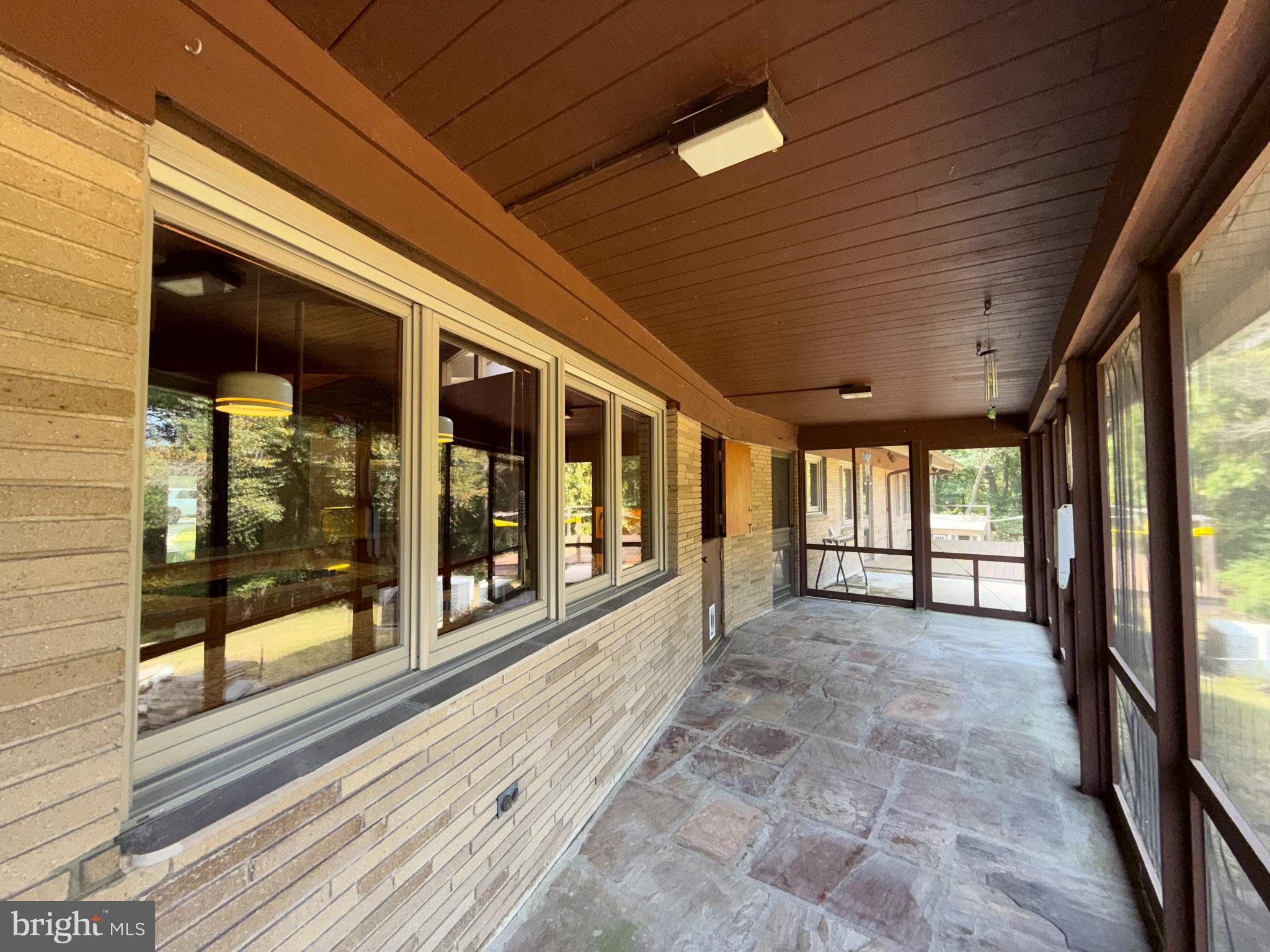 108 South Spring Valley Road Wilmington, DE 19807 - Photo 59 of 84 Rear screen porch
