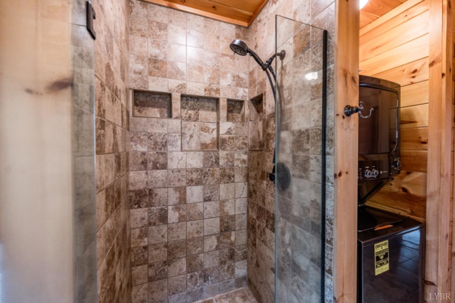 1140 Mays Farm Road Forest, VA 24551 - Photo 32 of 72 Gallery Image 32