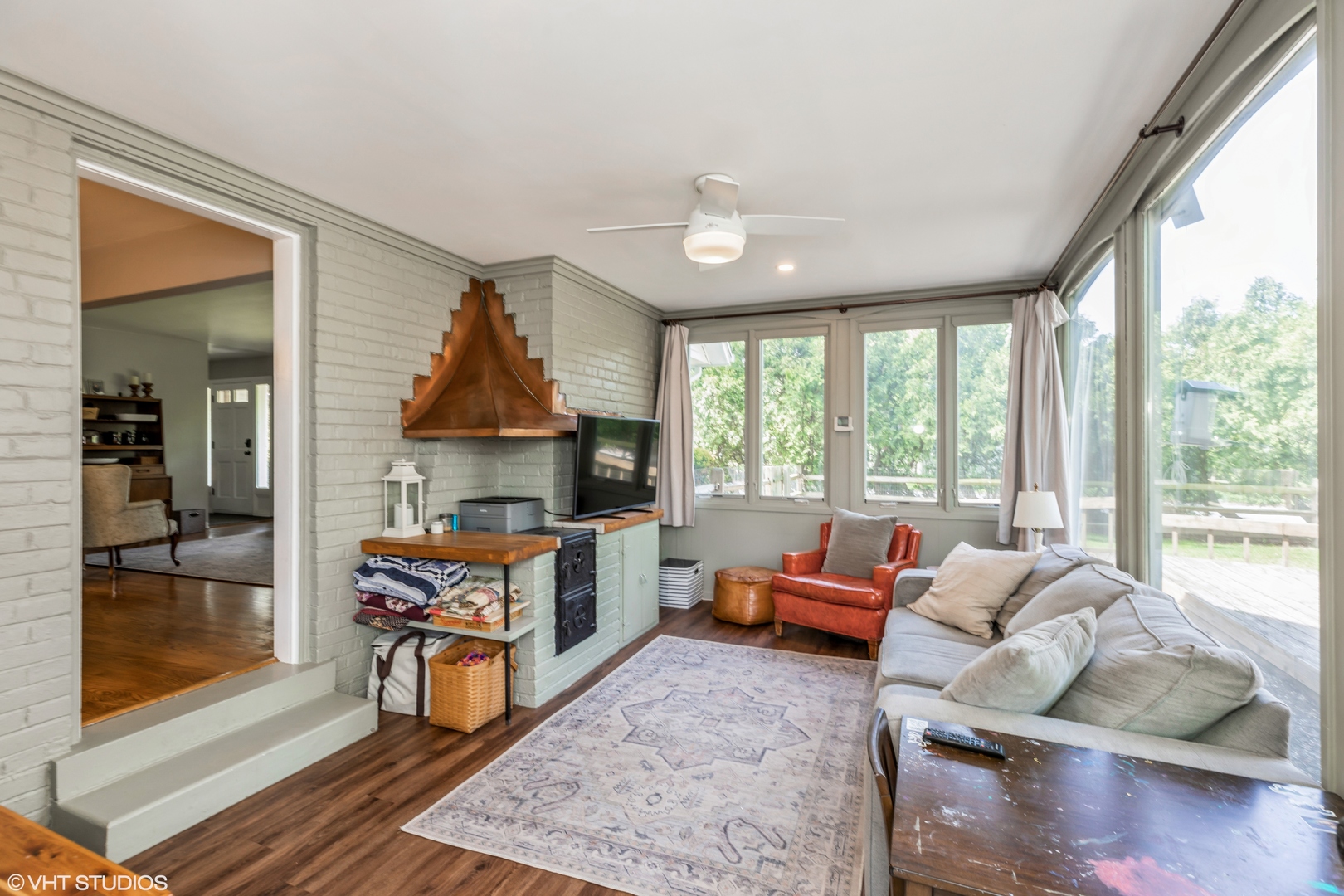 2160 Chestnut Road Homewood, IL 60430 - Photo 8 of 24 a living room with furniture and a large window