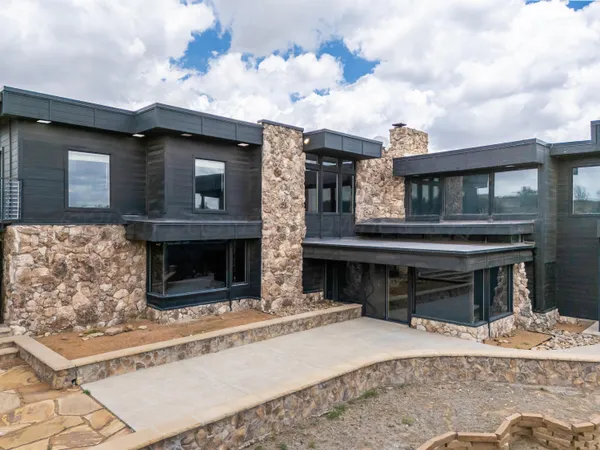 $1,675,000 | 20 Nottingham Road, Amarillo, TX 79124