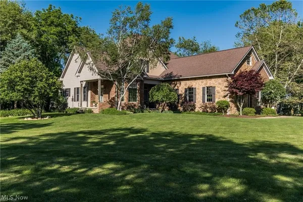 $675,000 | 8955 Easton Street Northeast, Louisville, OH 44641