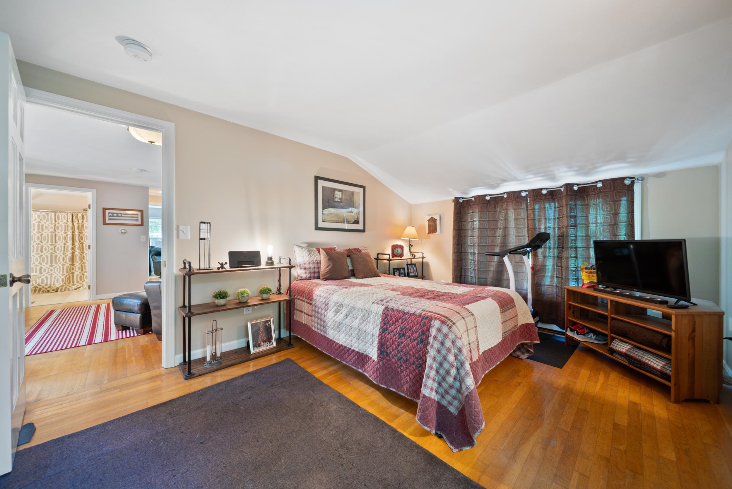 6 Lindsay Road Hooksett, NH 03106 - Photo 19 of 44