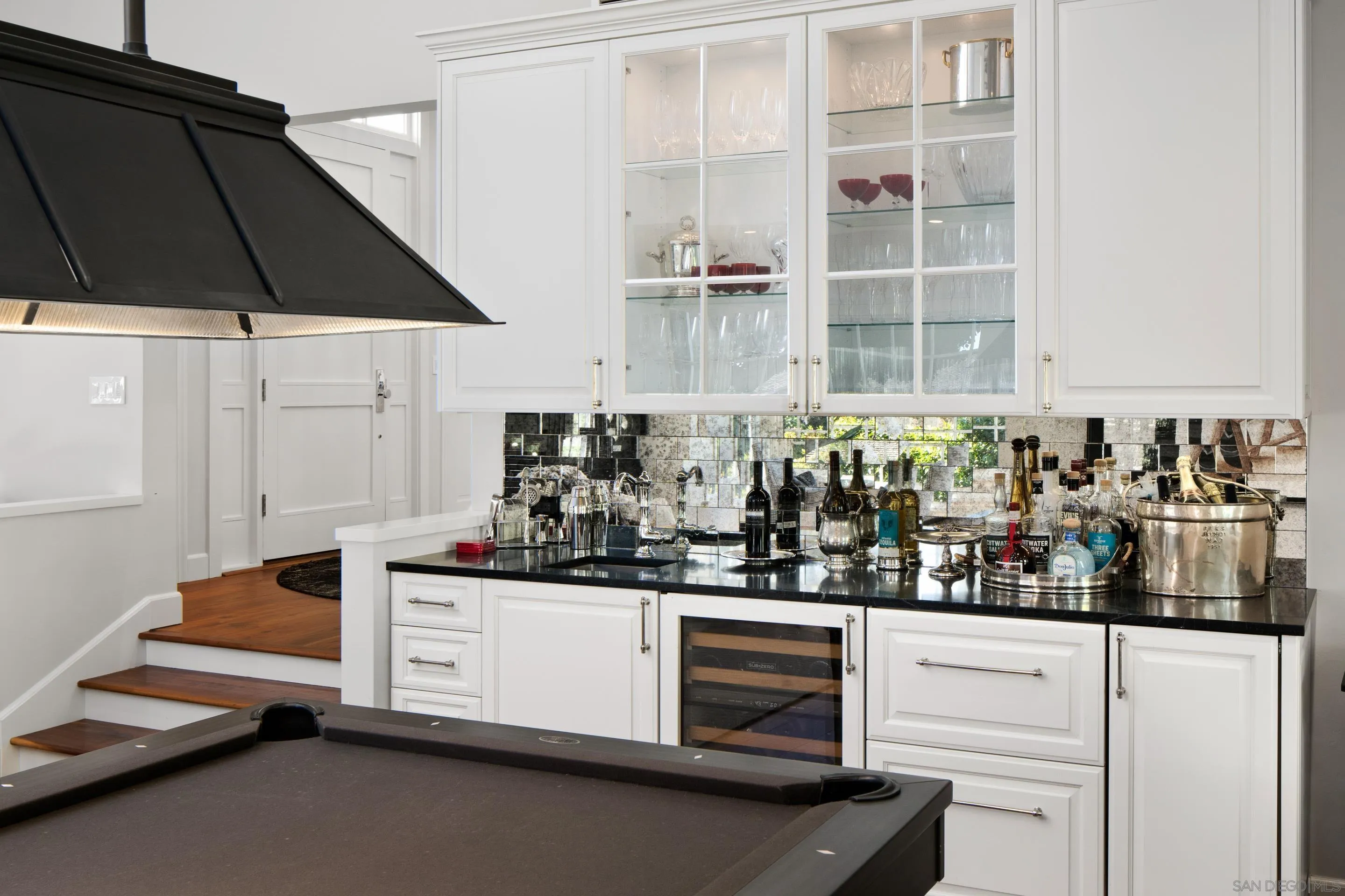 3530 Silvergate Place San Diego, CA 92106 - Photo 14 of 41 a kitchen view with table and chairs
