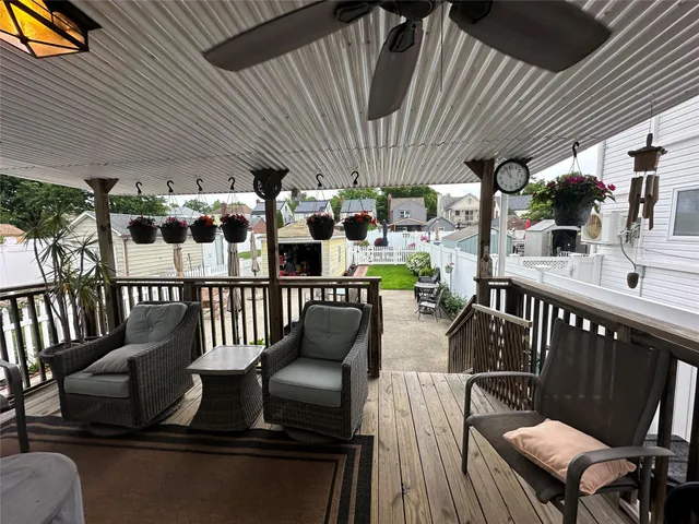 a view of outdoor space yard deck and patio