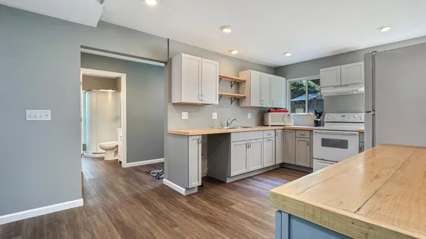 $279,900 | 180 East Sanborn Road, Lake City, MI 49651