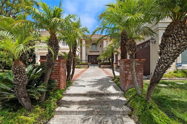 $14,950,000 | 12 Rocky Point Road, Corona del Mar, CA 92625