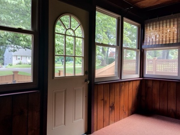 33 Pebble Path Lane West Springfield, MA 01089 - Photo 13 of 28 Gallery Image 13