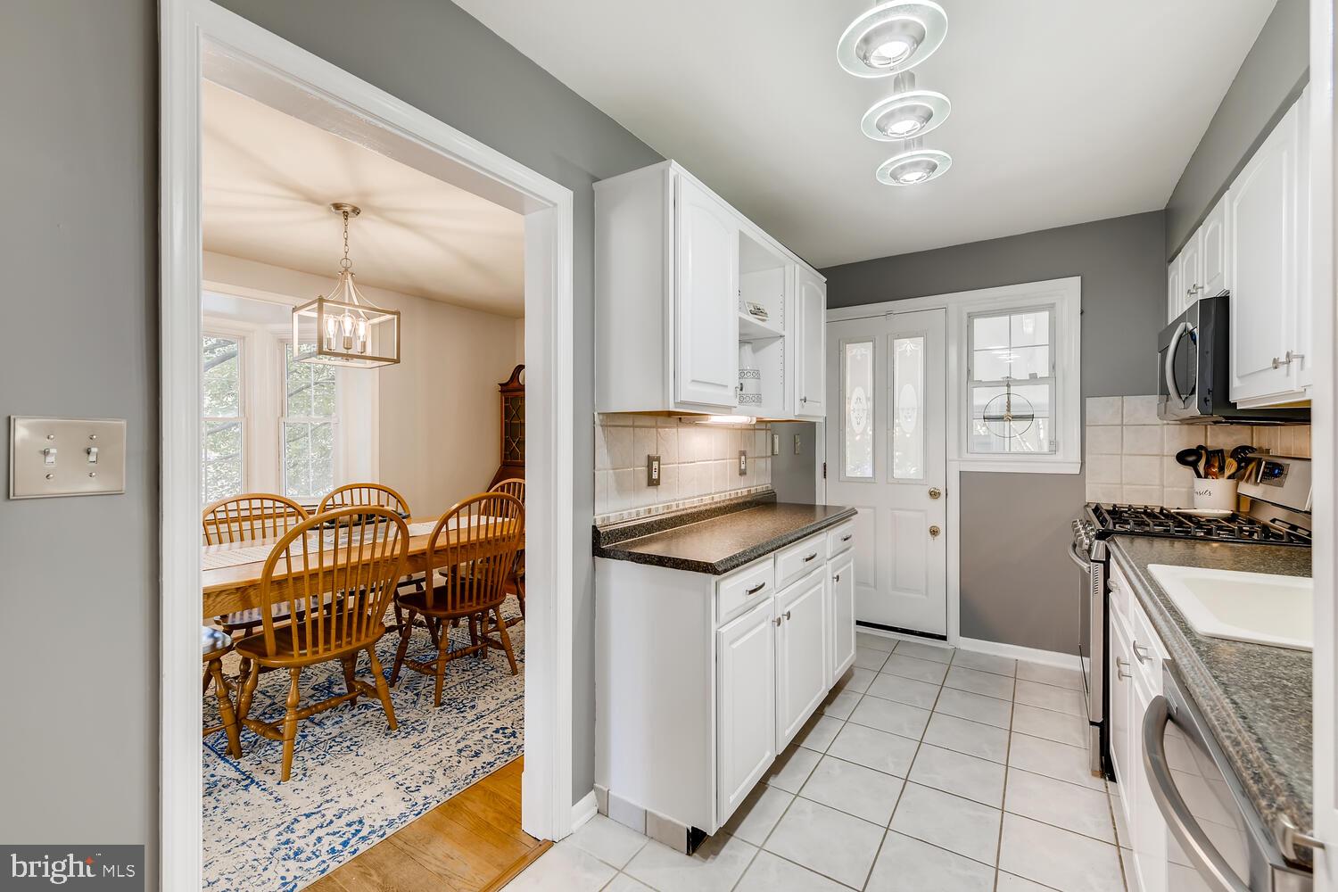 8327 Byington Road Baltimore, MD 21286 - Photo 11 of 37 Gallery Image 11