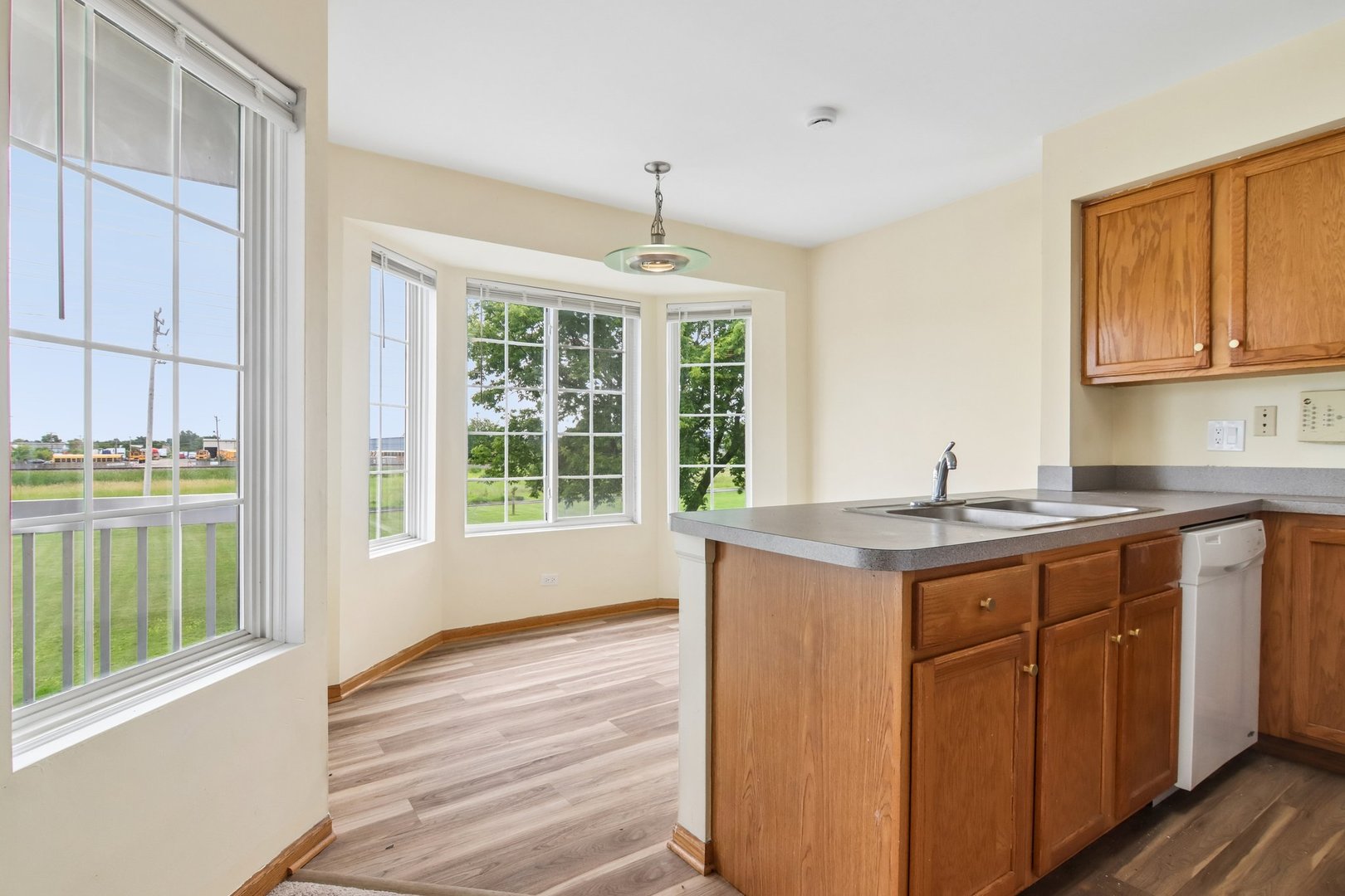 3193 Ketch Court Aurora, IL 60503 - Photo 10 of 34