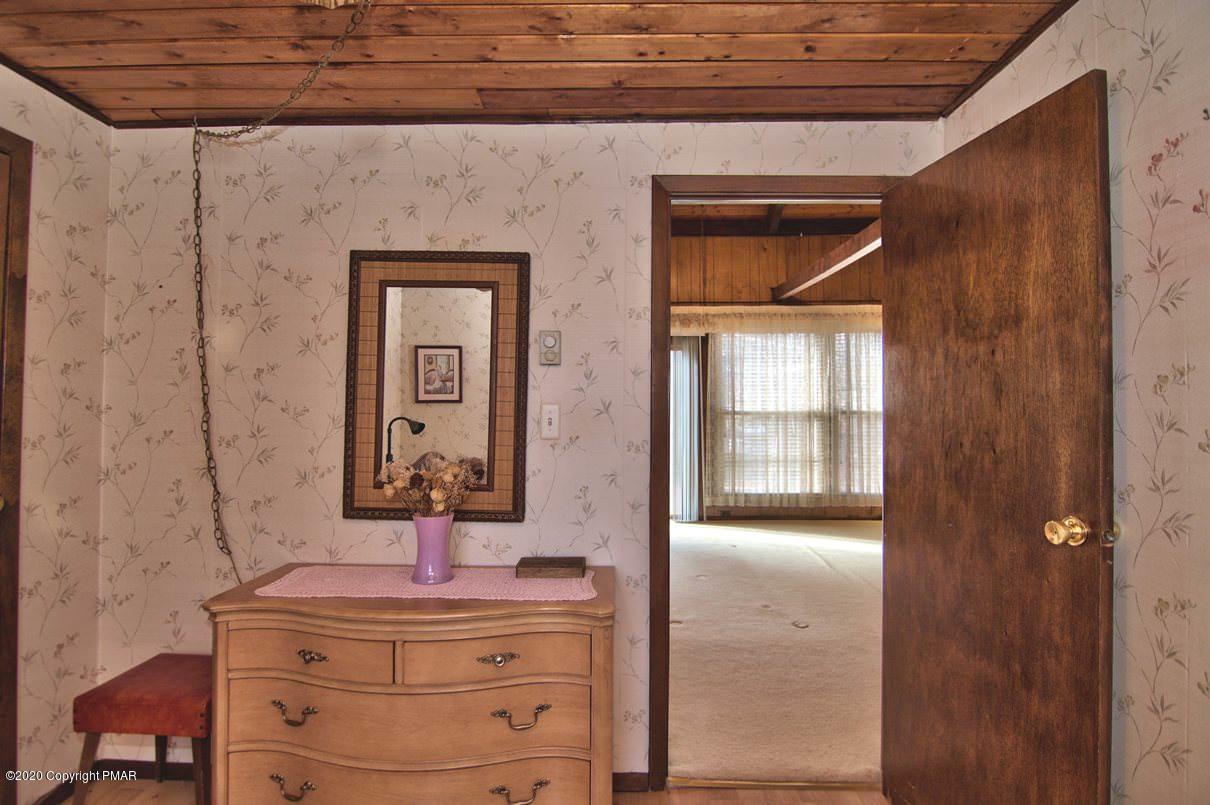 180 Hummingbird Trail Bushkill, PA 18324 - Photo 25 of 85 Bed 1