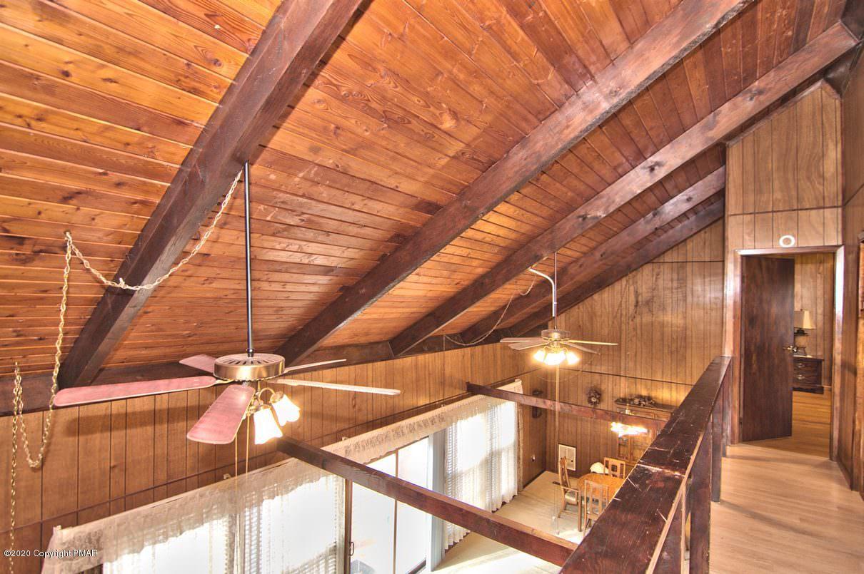 180 Hummingbird Trail Bushkill, PA 18324 - Photo 37 of 85 Photo 37